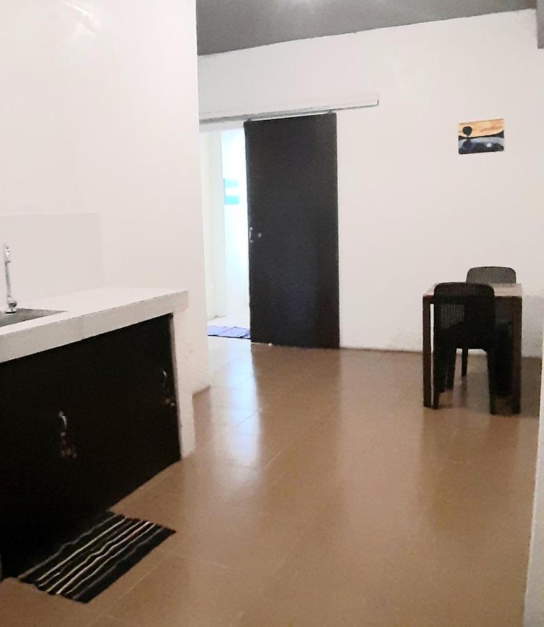 Angel And Marie'S Acroom For 1-2Pax Сан Хуан Екстериор снимка